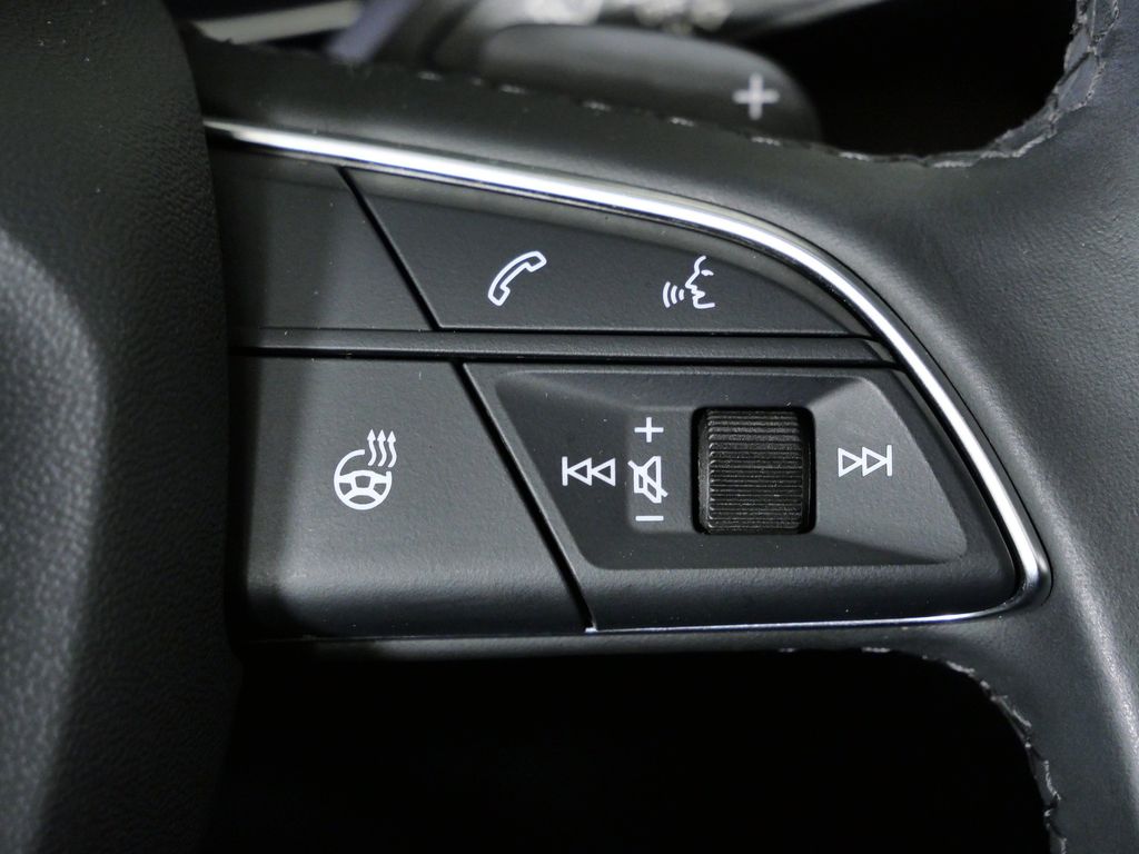 Thumbnail: 2023 Audi Q5 - 44