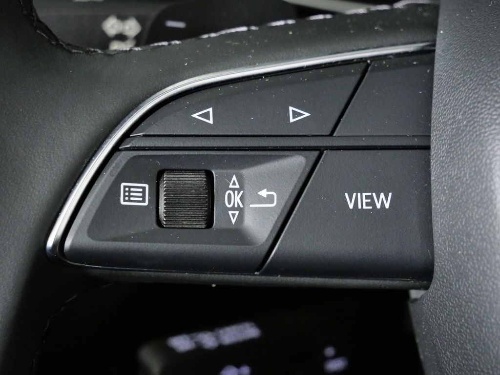 Thumbnail: 2023 Audi Q5 - 43