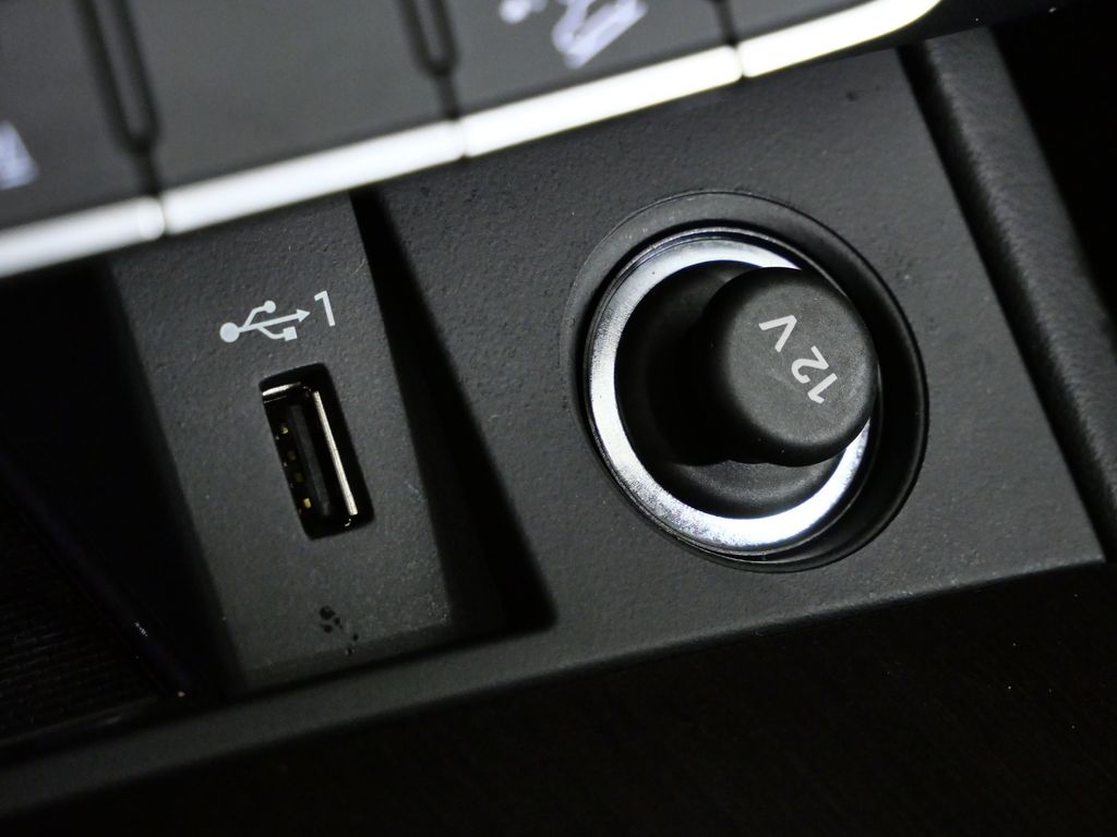 Thumbnail: 2023 Audi Q5 - 13