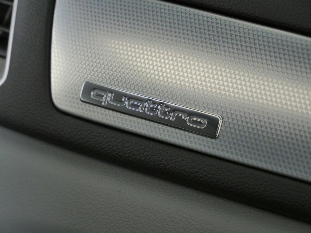 Thumbnail: 2017 Audi Q3 - 28