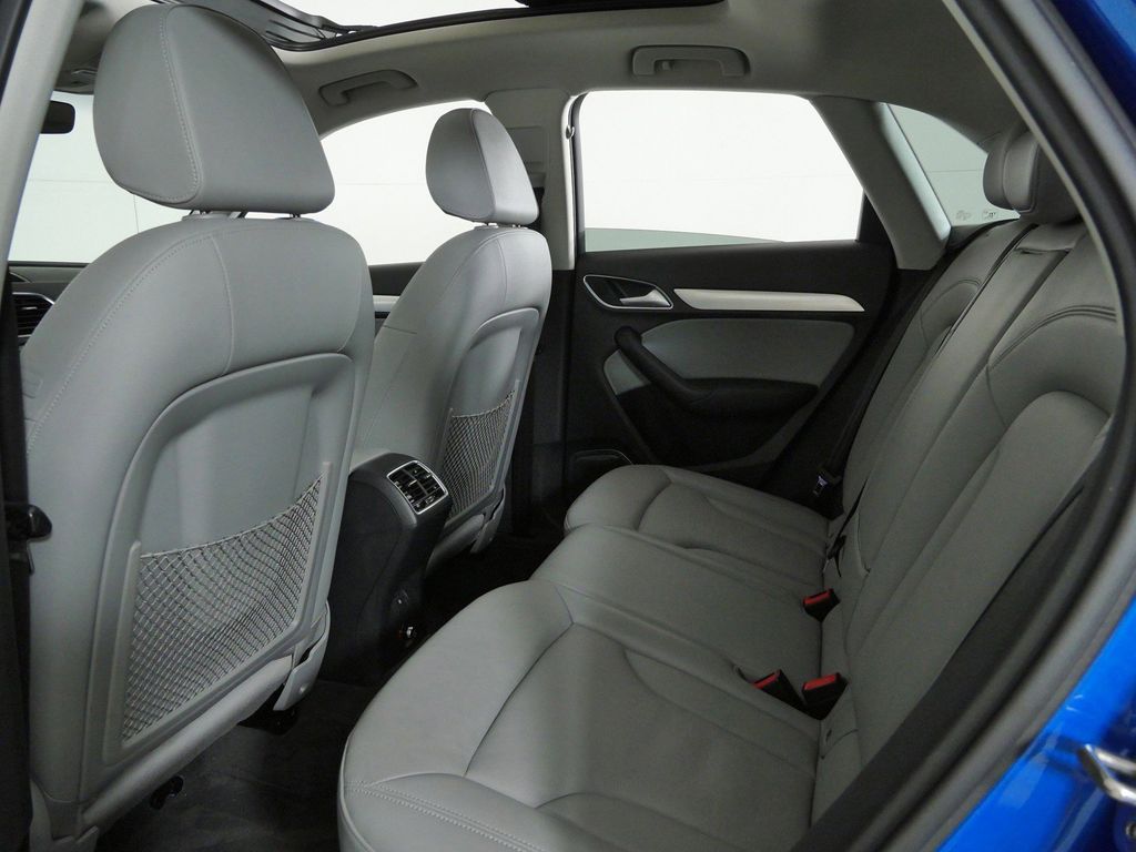 Thumbnail: 2017 Audi Q3 - 33