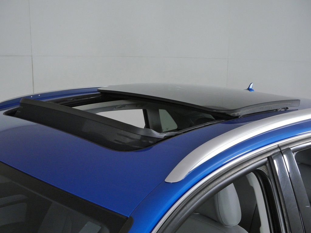 Thumbnail: 2017 Audi Q3 - 25