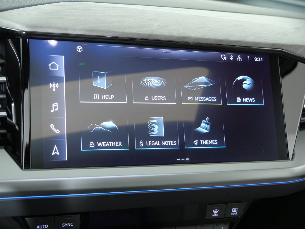 Thumbnail: 2024 Audi Q4 e-tron - 46