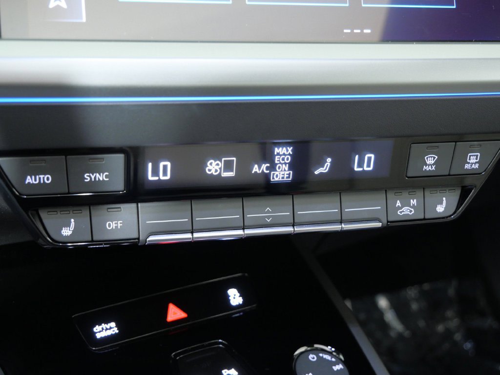 Thumbnail: 2024 Audi Q4 e-tron - 49