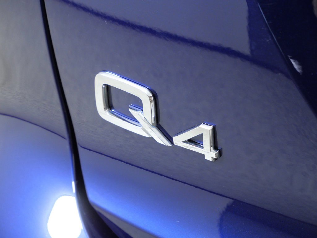 Thumbnail: 2024 Audi Q4 e-tron - 22