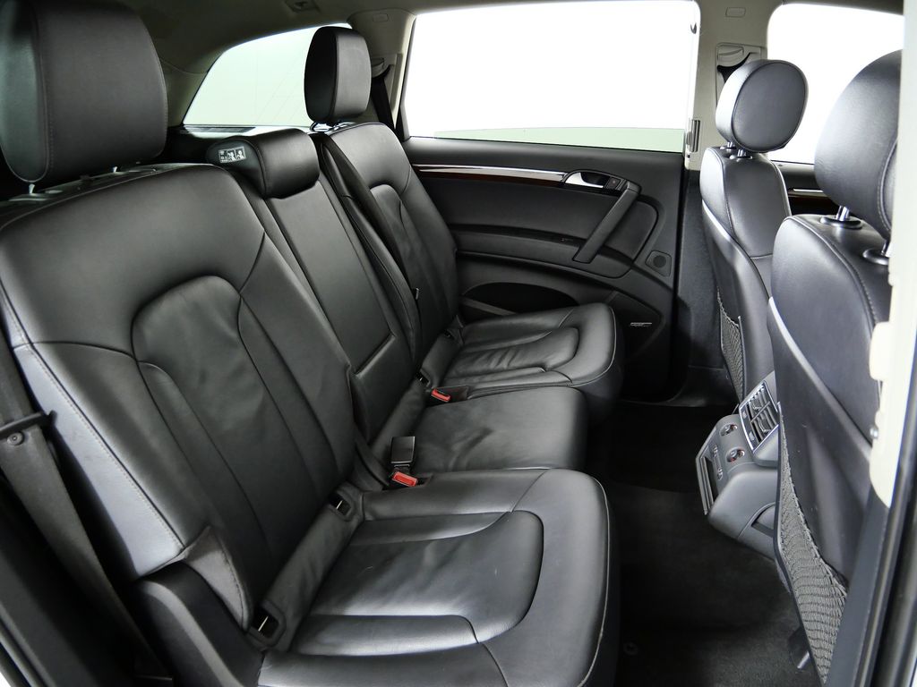 Thumbnail: 2015 Audi Q7 - 32