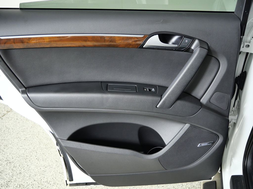 Thumbnail: 2015 Audi Q7 - 35