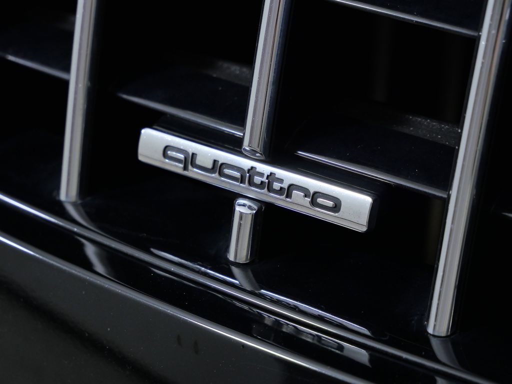 Thumbnail: 2015 Audi Q7 - 17