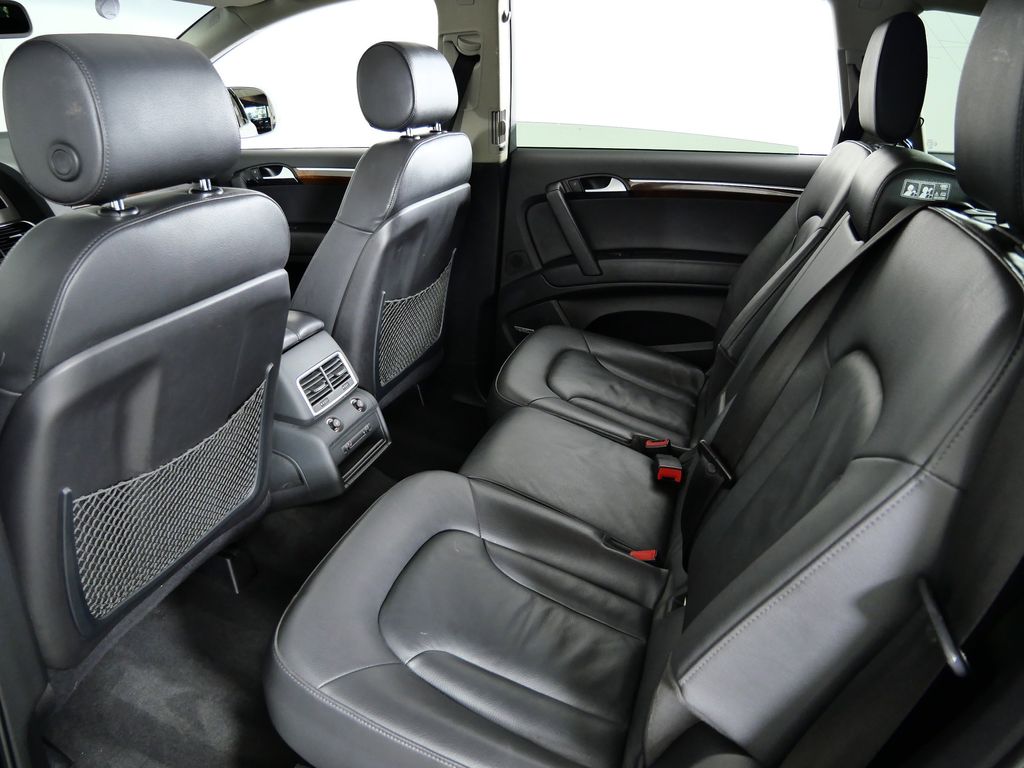 Thumbnail: 2015 Audi Q7 - 36