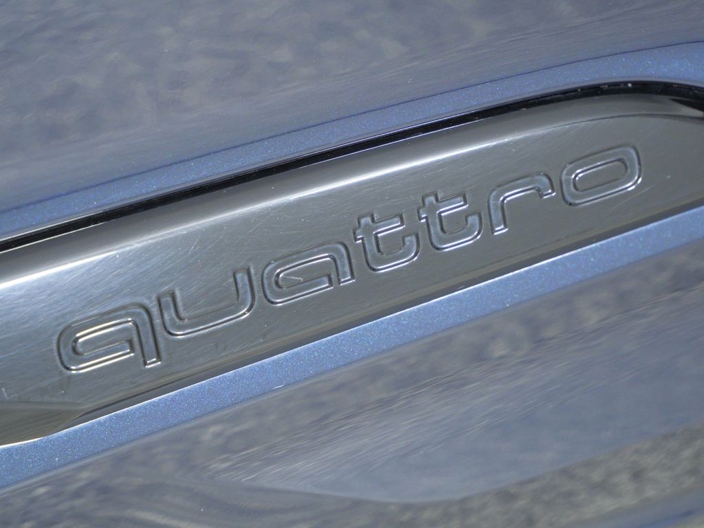 Thumbnail: 2025 Audi Q7 - 23