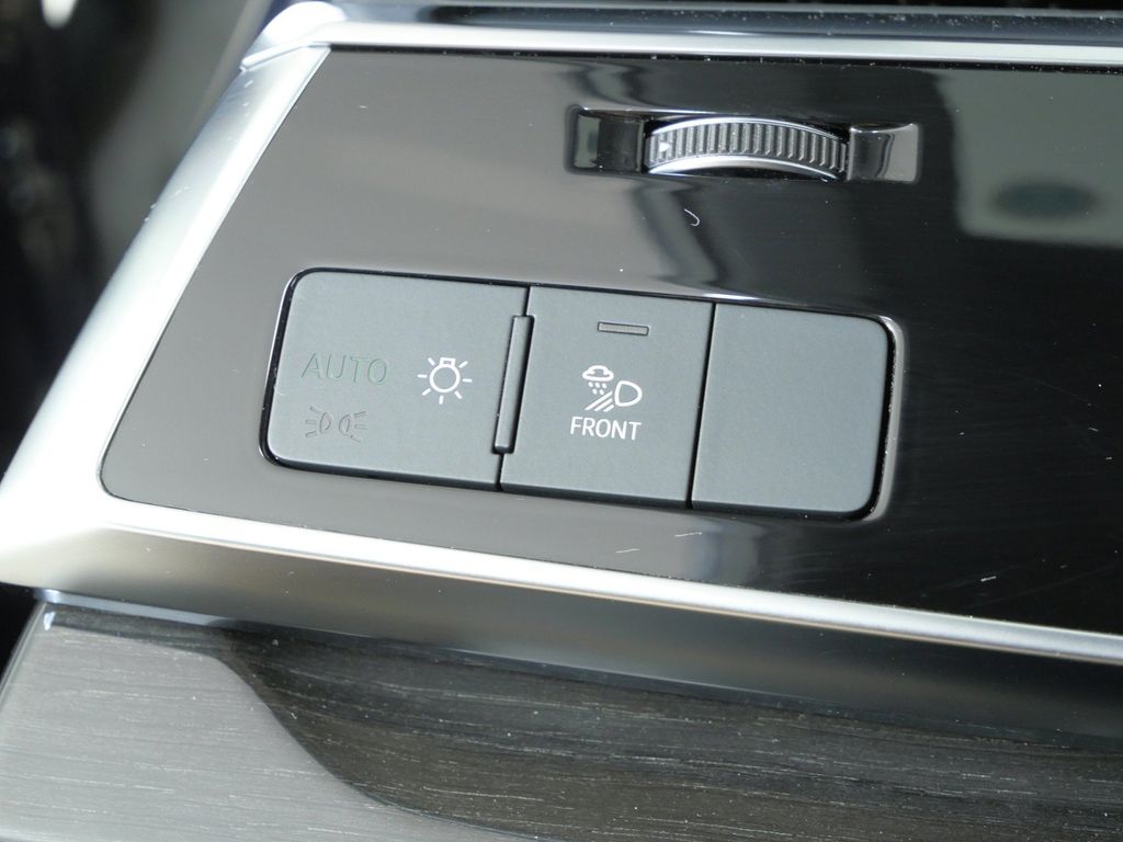 Thumbnail: 2025 Audi Q7 - 43