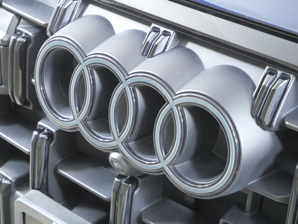 Thumbnail: 2025 Audi Q7 - 7