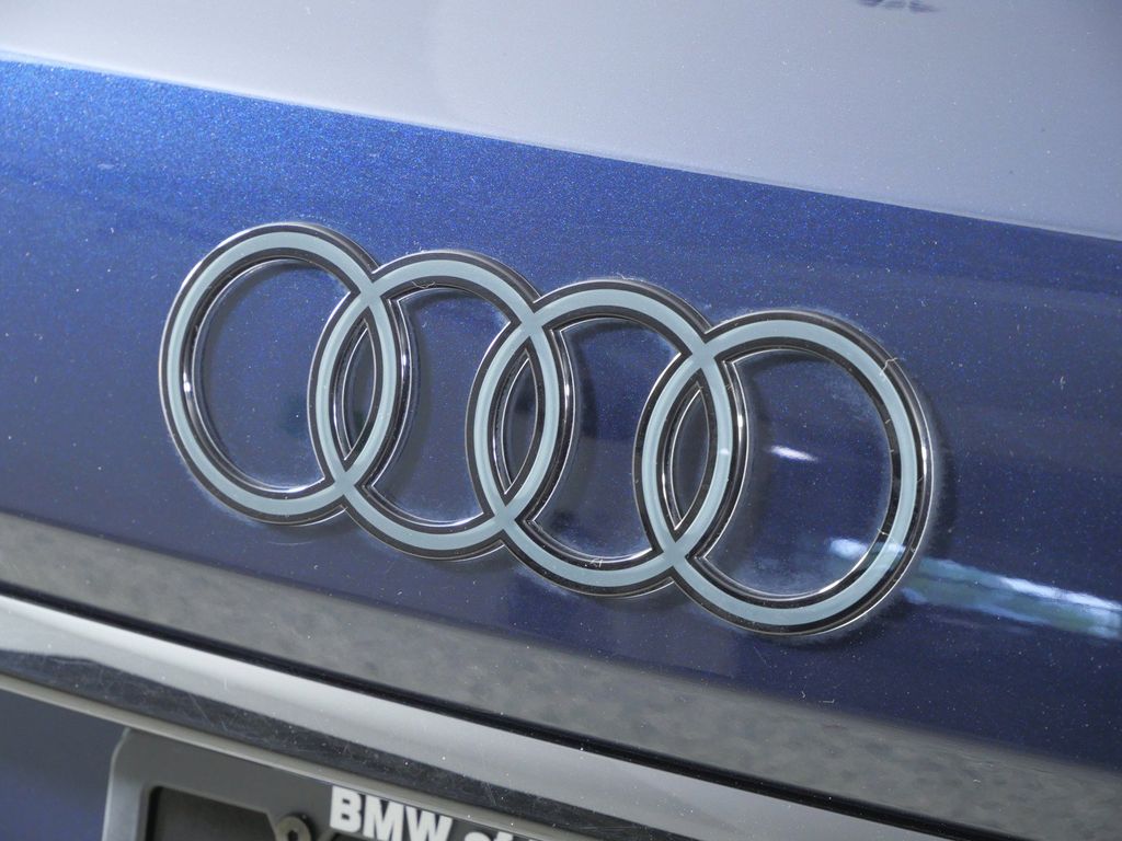 Thumbnail: 2025 Audi Q7 - 21