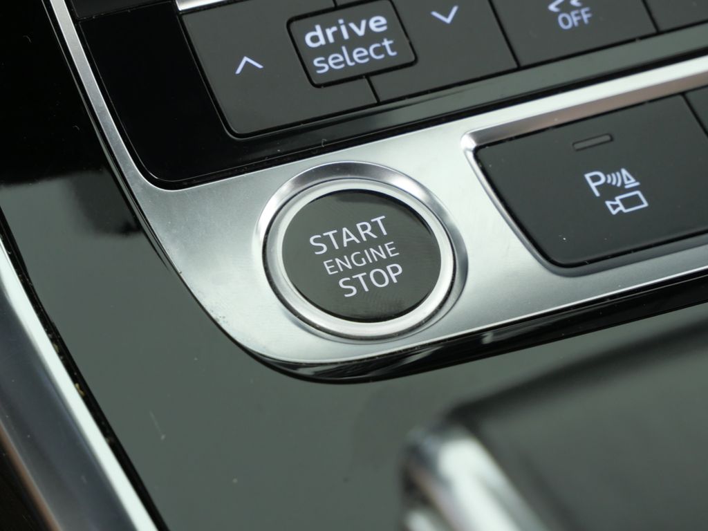 Thumbnail: 2022 Audi Q7 - 47