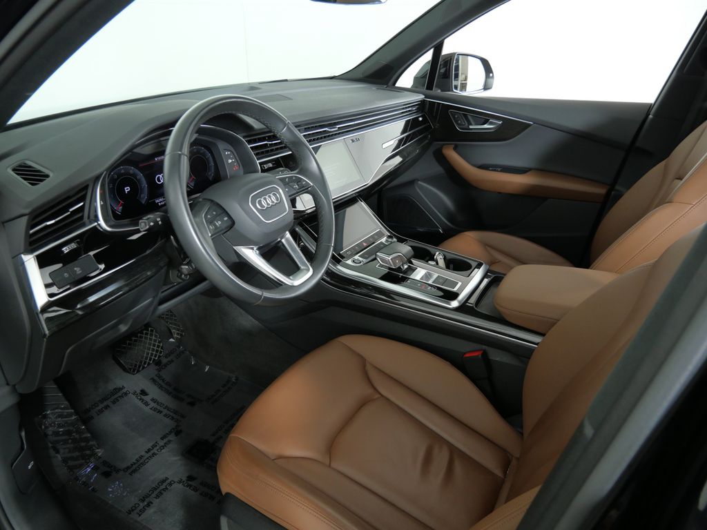 Thumbnail: 2022 Audi Q7 - 36