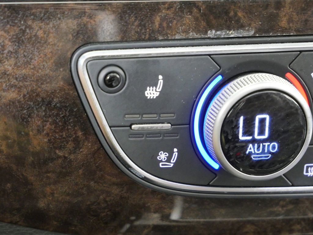 Thumbnail: 2018 Audi Q7 - 49