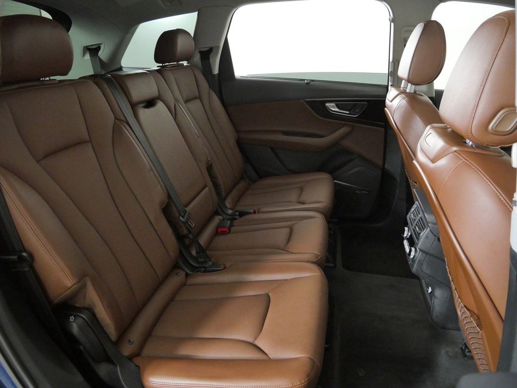 Thumbnail: 2018 Audi Q7 - 31
