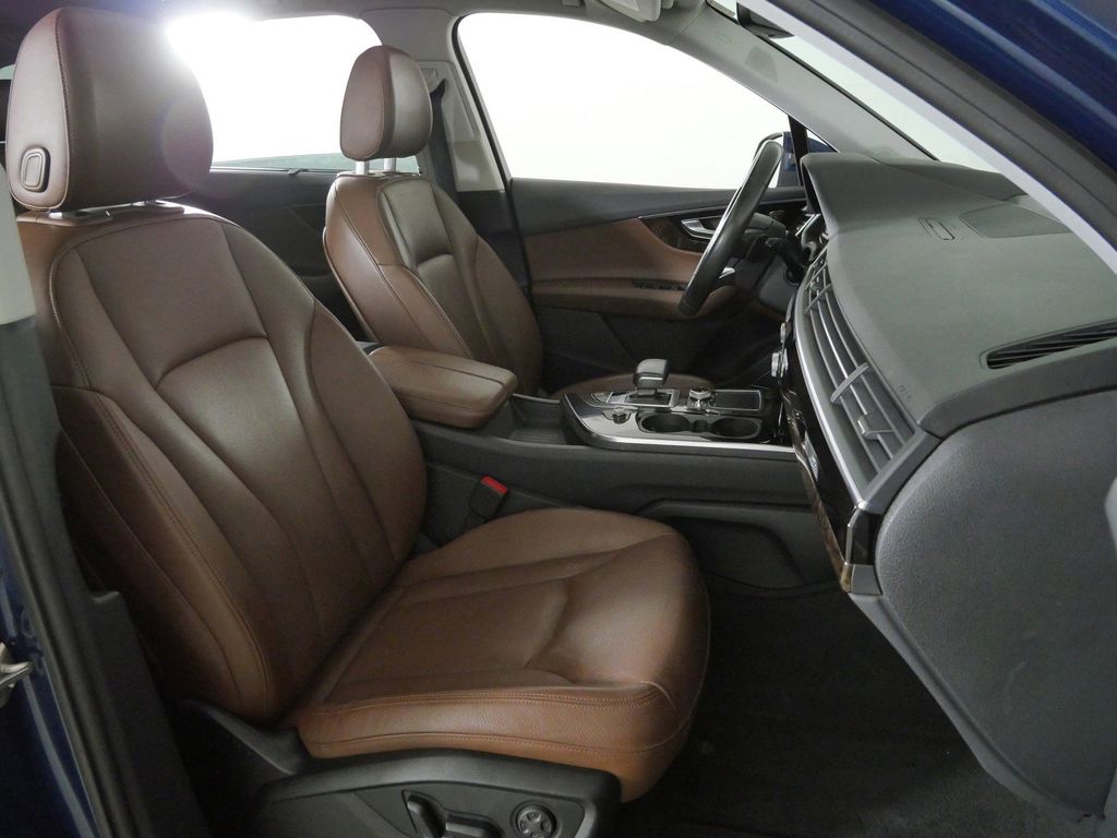 Thumbnail: 2018 Audi Q7 - 10