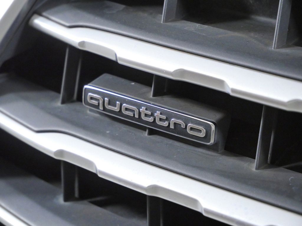 Thumbnail: 2018 Audi Q7 - 7