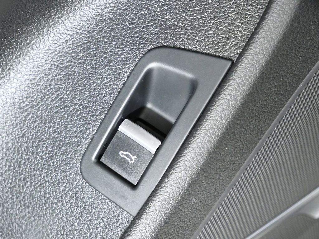 Thumbnail: 2019 Audi Q7 - 38