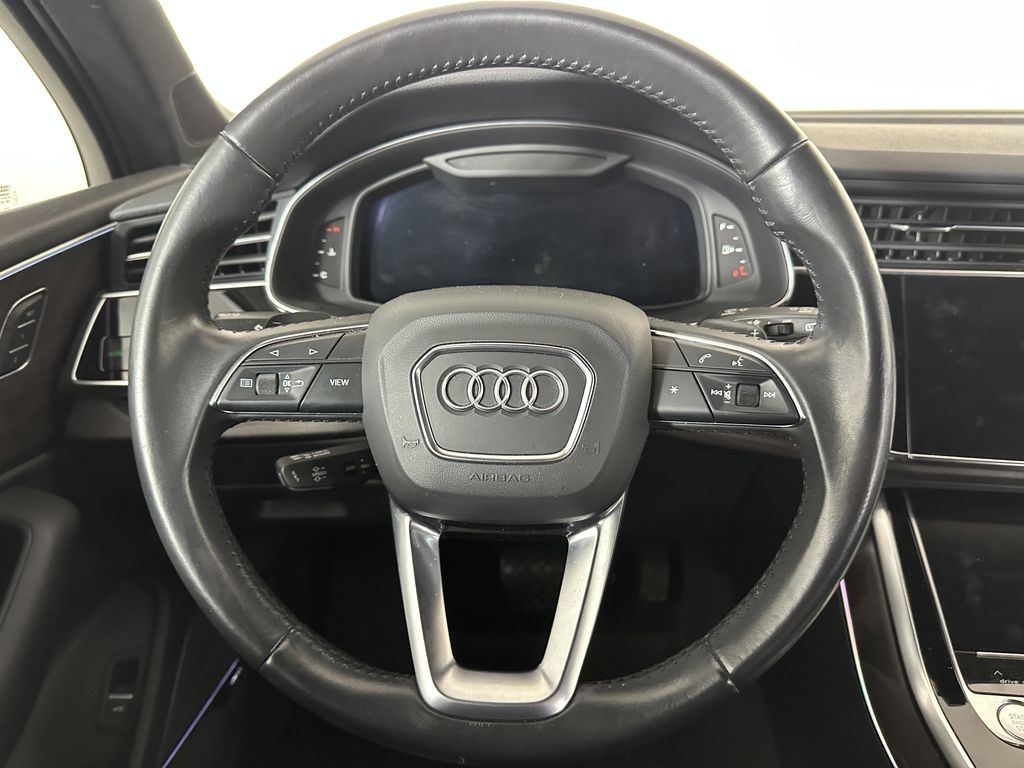 Thumbnail: 2020 Audi Q7 - 2