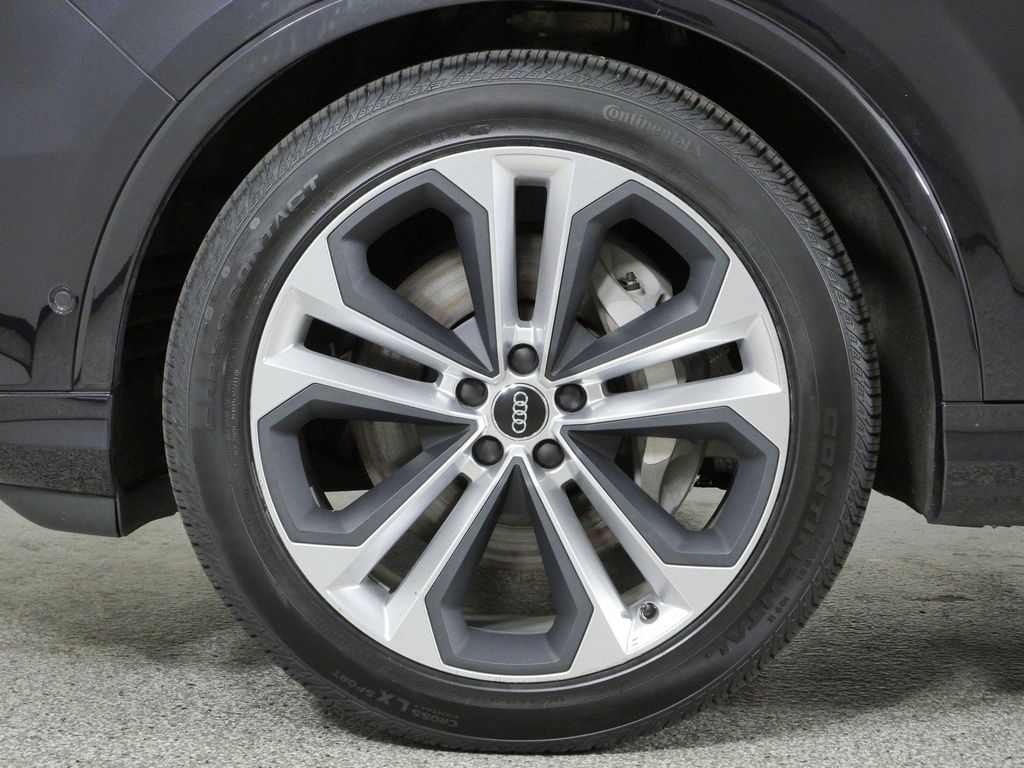 Thumbnail: 2020 Audi Q7 - 26