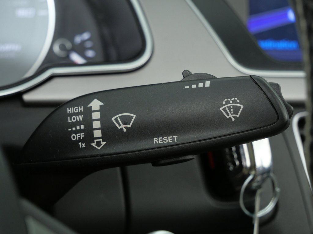 Thumbnail: 2015 Audi S5 - 49