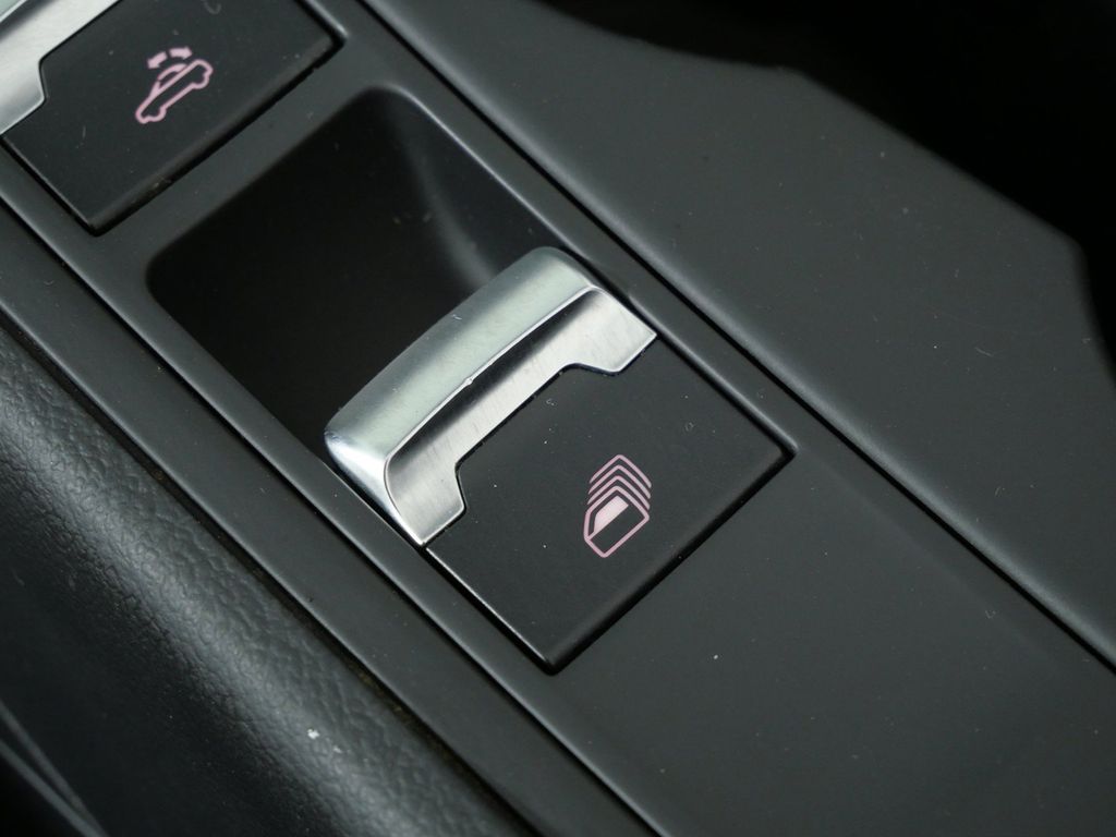 Thumbnail: 2015 Audi S5 - 48