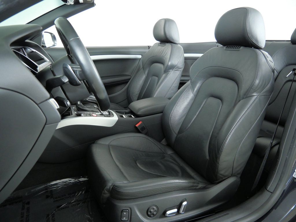Thumbnail: 2015 Audi S5 - 33