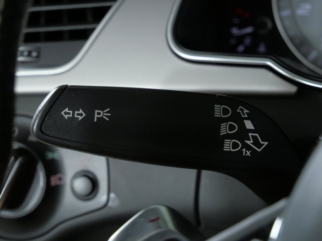Thumbnail: 2015 Audi S5 - 50