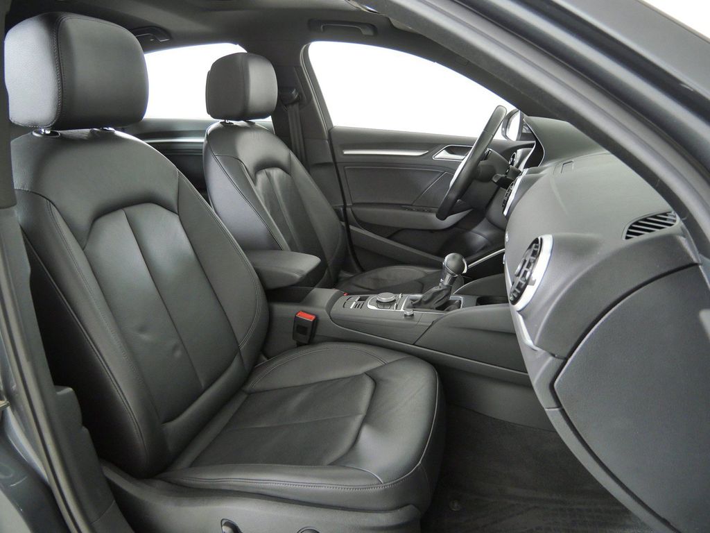Thumbnail: 2016 Audi A3 - 10
