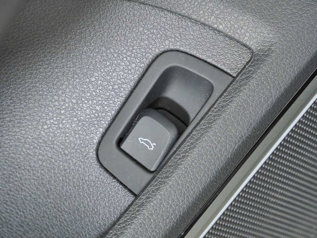 Thumbnail: 2016 Audi A3 - 39