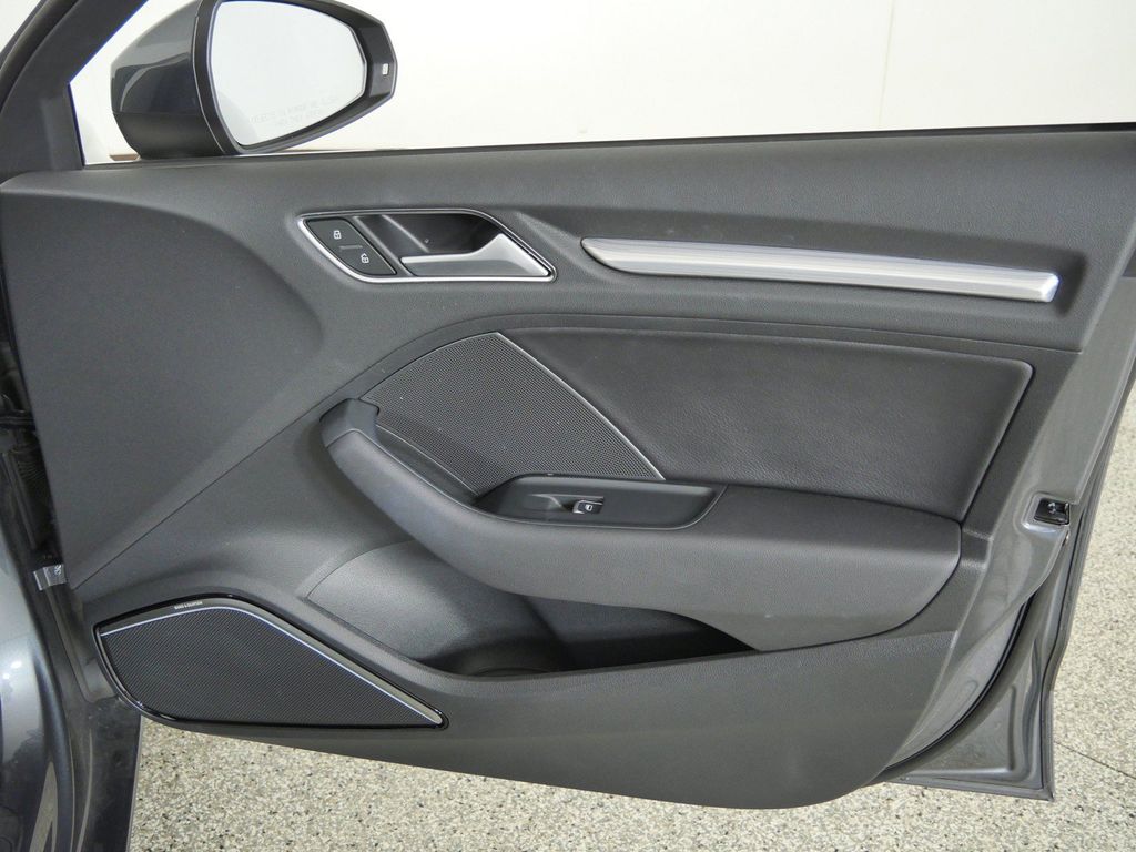 Thumbnail: 2016 Audi A3 - 27