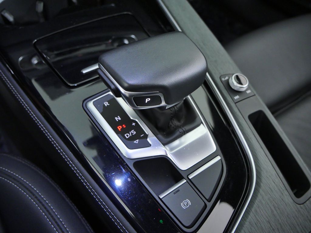 Thumbnail: 2023 Audi A5 - 14
