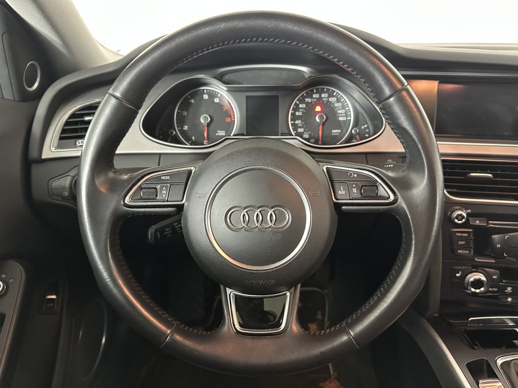 Thumbnail: 2014 Audi A4 - 2