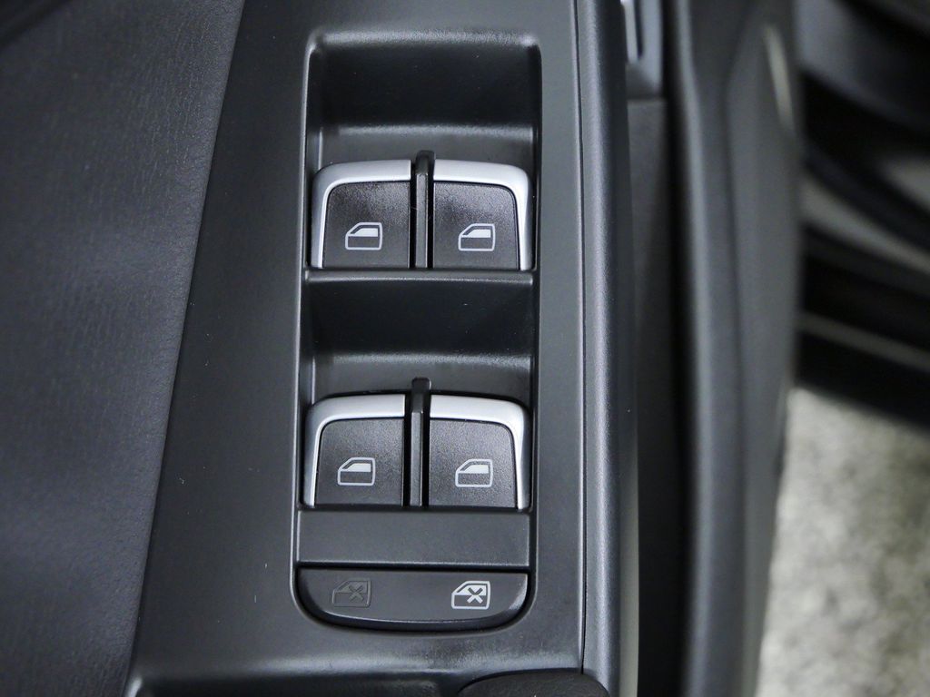 Thumbnail: 2014 Audi A4 - 36