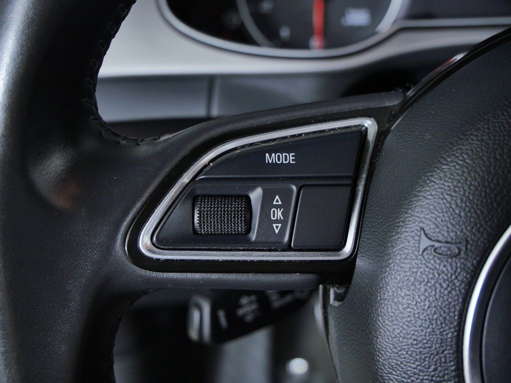 Thumbnail: 2014 Audi A4 - 40