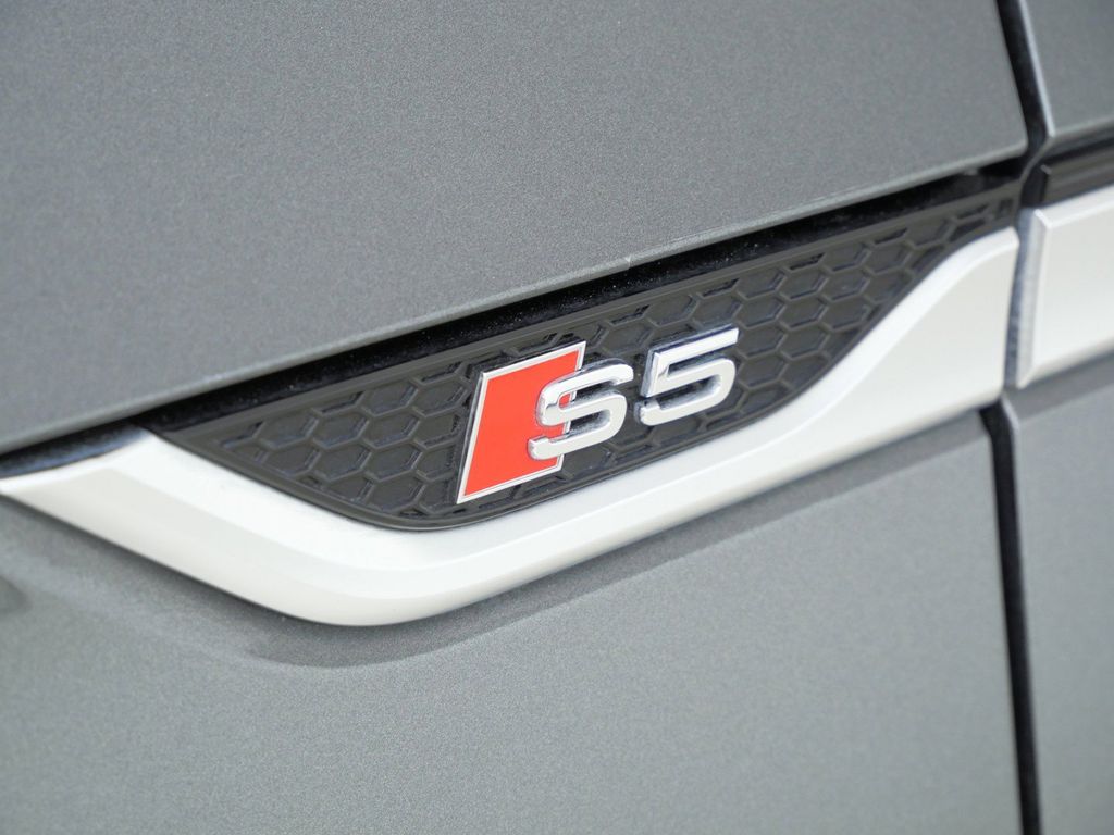 Thumbnail: 2023 Audi S5 - 7