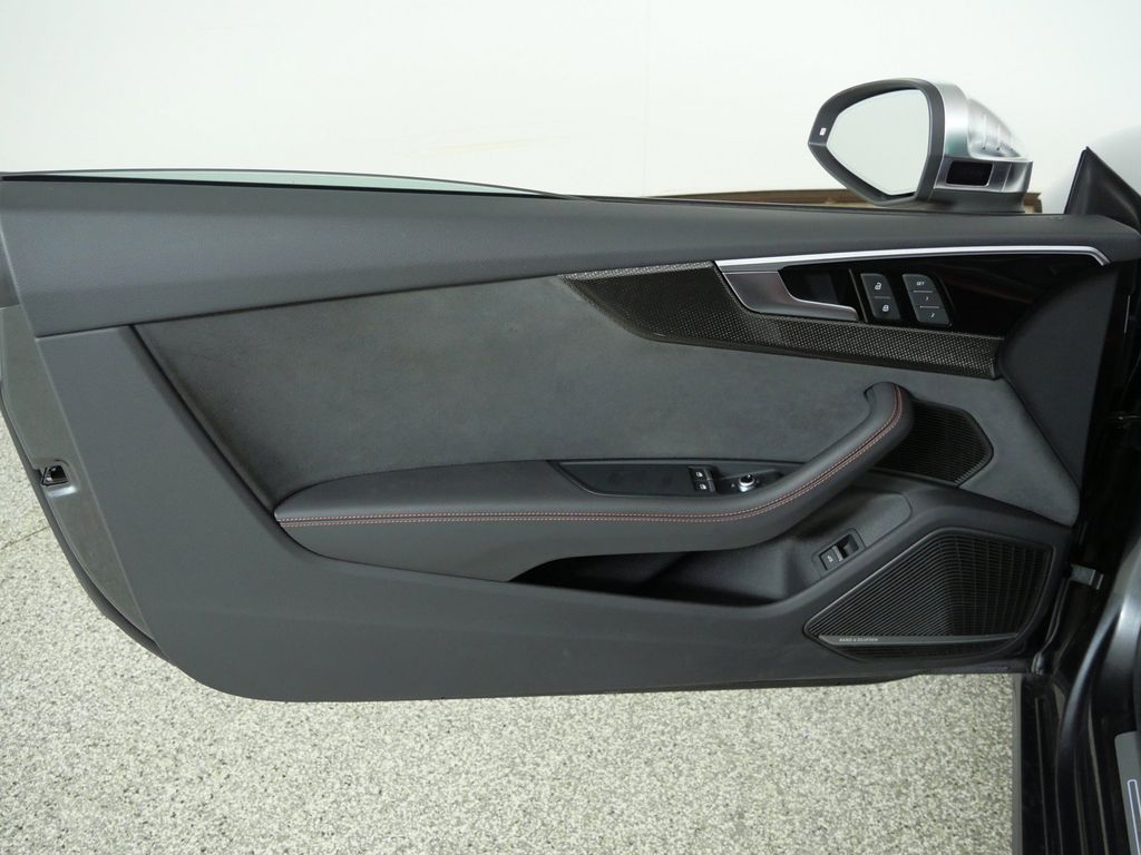 Thumbnail: 2023 Audi S5 - 31