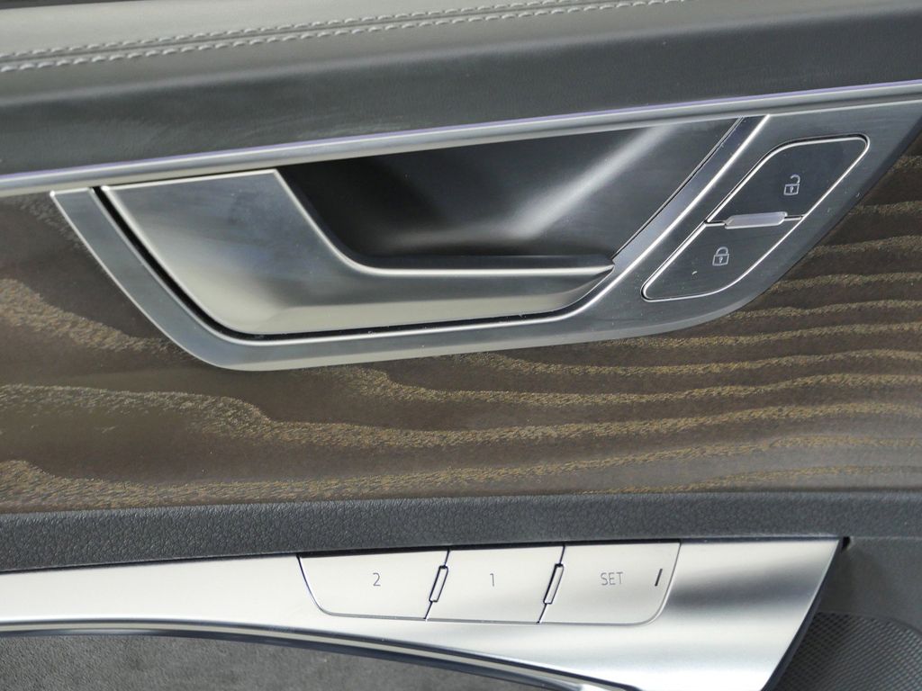 Thumbnail: 2020 Audi A7 - 40