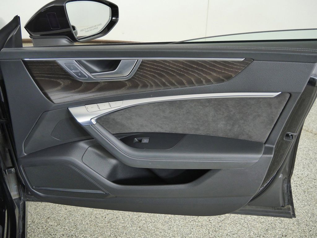 Thumbnail: 2020 Audi A7 - 27