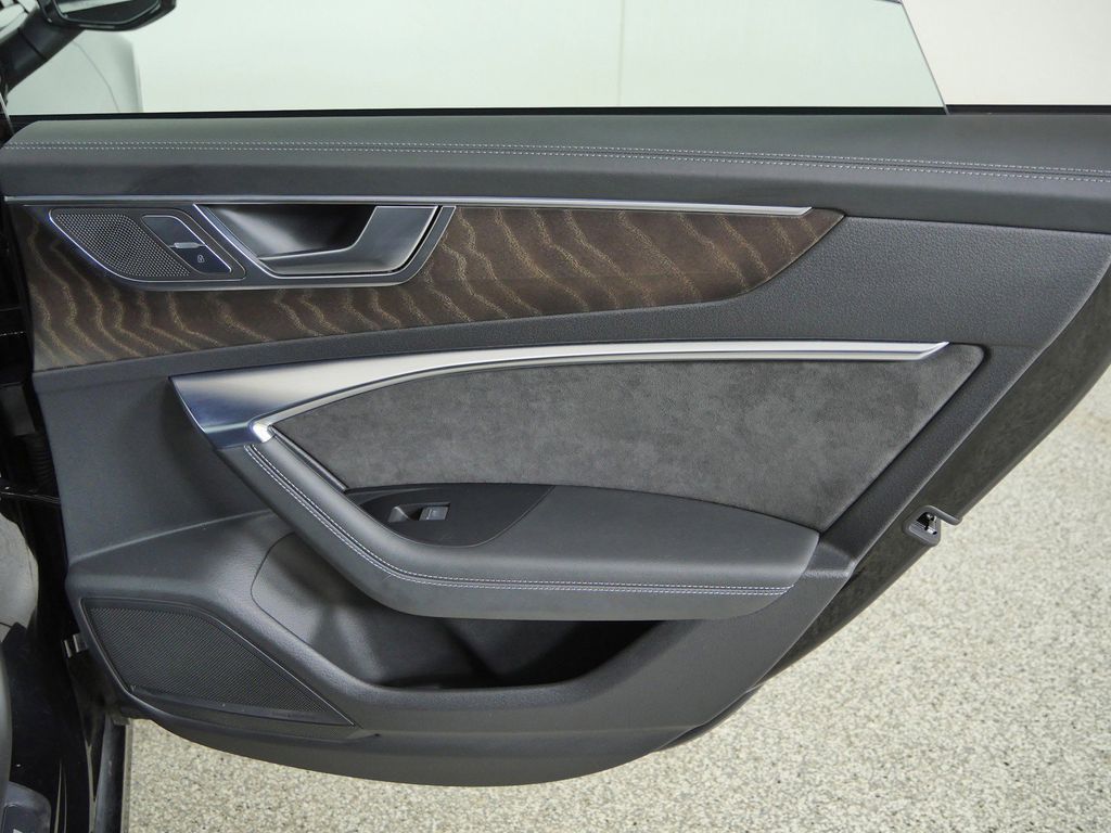 Thumbnail: 2020 Audi A7 - 30