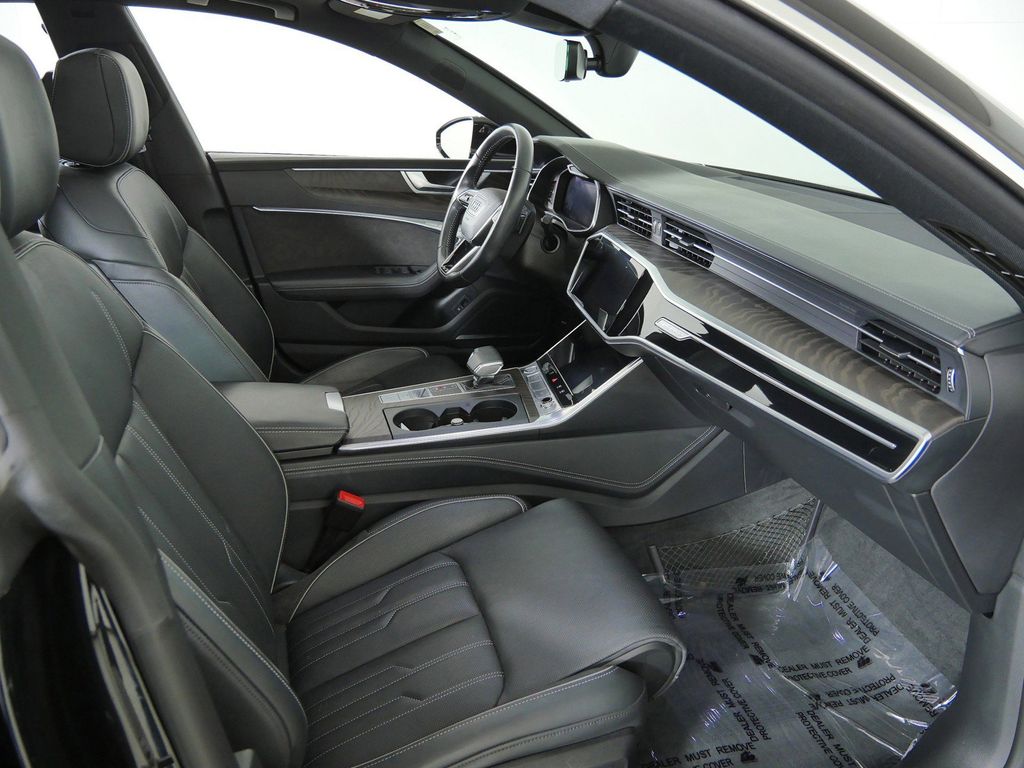 Thumbnail: 2020 Audi A7 - 9