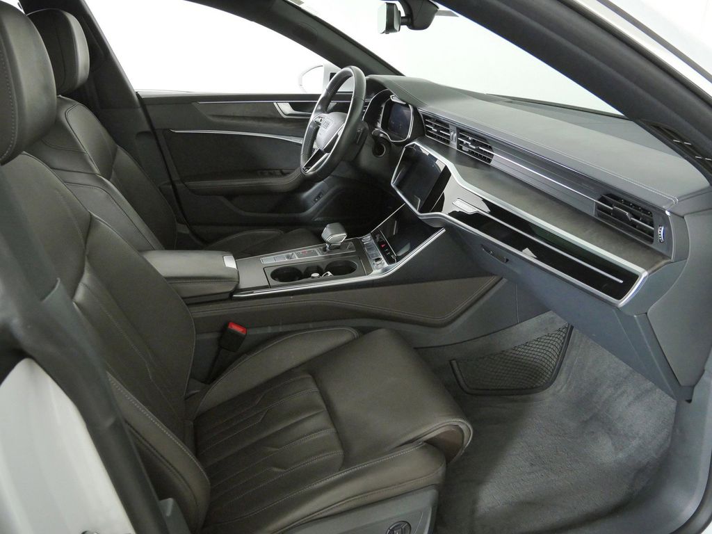 Thumbnail: 2019 Audi A7 - 9