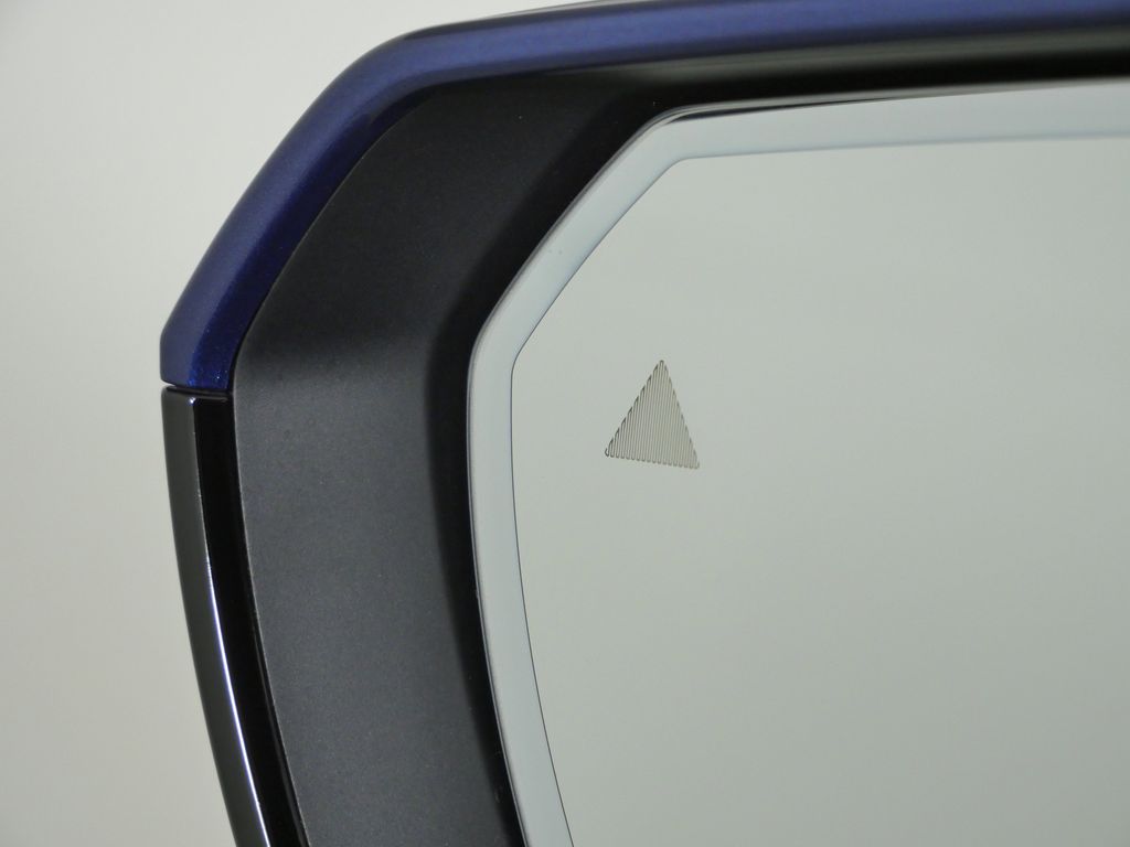 Thumbnail: 2024 BMW iX - 40