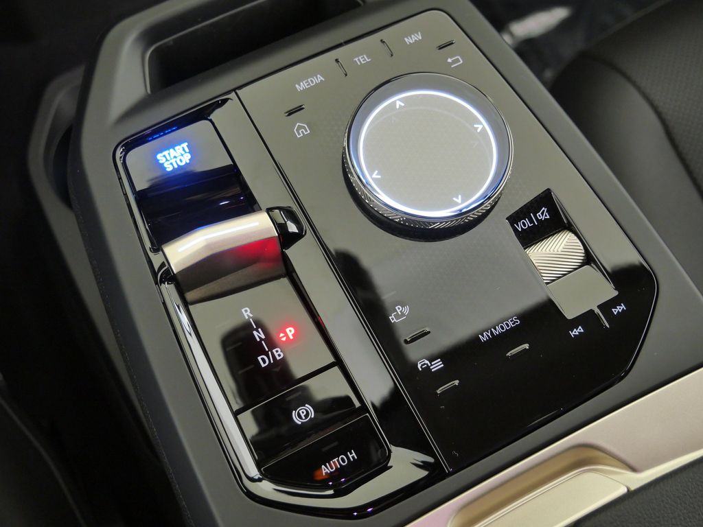 Thumbnail: 2024 BMW iX - 49