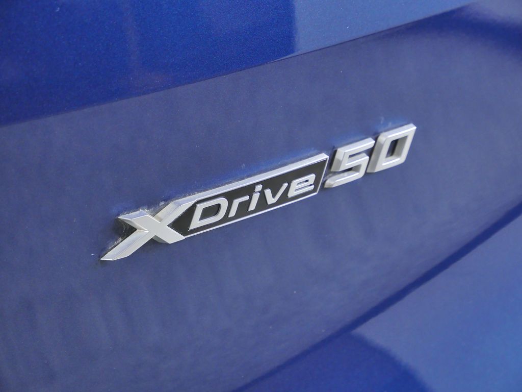 Thumbnail: 2024 BMW iX - 22