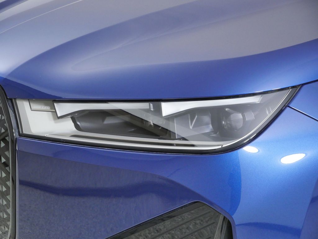 Thumbnail: 2024 BMW iX - 17