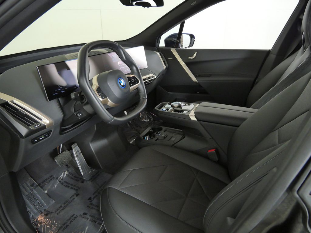 Thumbnail: 2024 BMW iX - 36