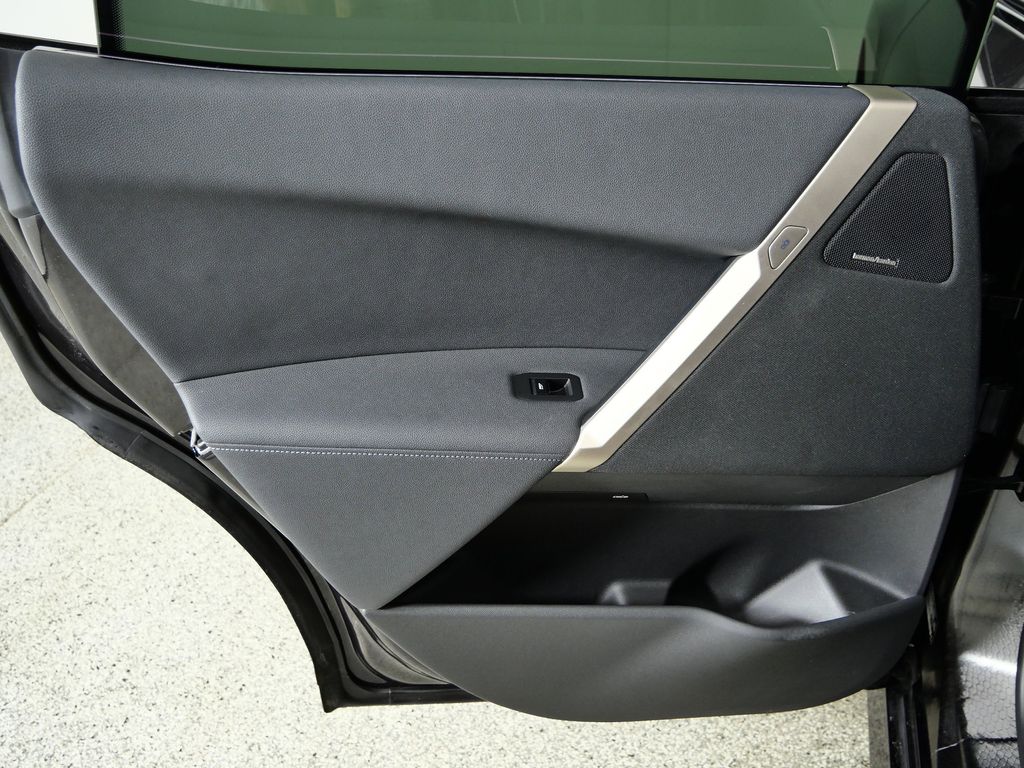 Thumbnail: 2024 BMW iX - 33